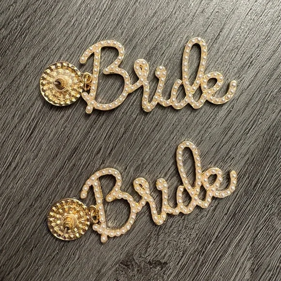 White Bride Sash and Accessories Set - Picture 3 of 10